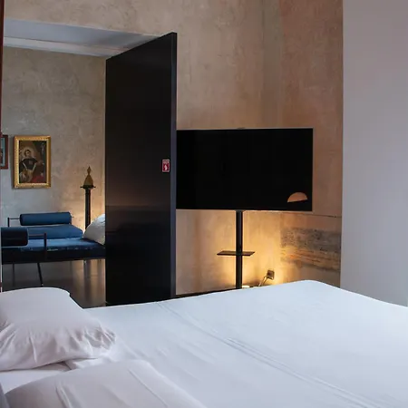 Gasthuis Tutt 'e Sant Luxury Napels