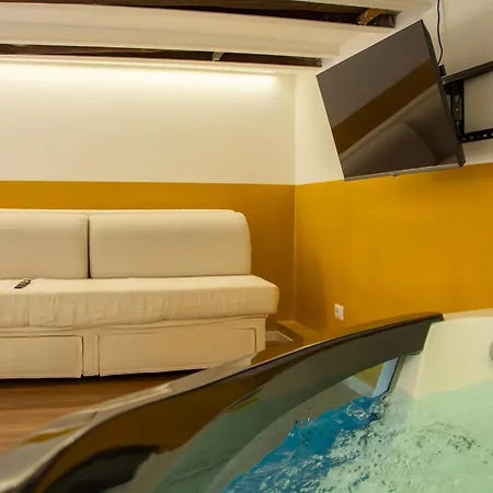 Tutt 'e Sant Luxury Gasthuis