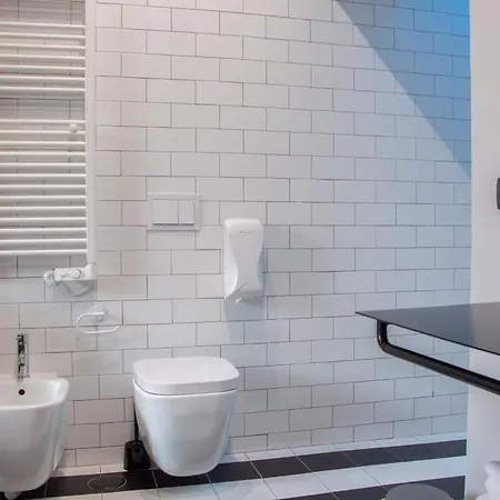 Tutt 'e Sant Luxury 2* Napoli