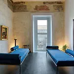Tutt 'e Sant Luxury Neapol