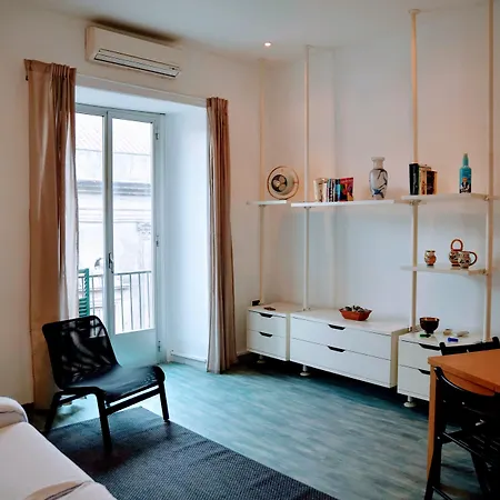 ゲストハウス Tutt 'e Sant Luxury 4*