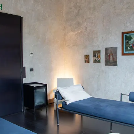 Tutt 'e Sant Luxury Neapel