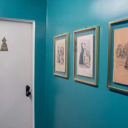 Tutt 'e Sant Luxury 招待所 那不勒斯