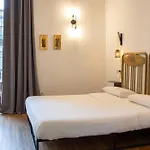 Tutt 'e Sant Luxury